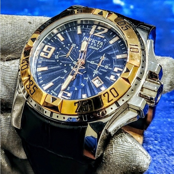 Invicta Reserve Excursion Swiss Made Chrono 10900 Men's Watch - Picture 7 of 9